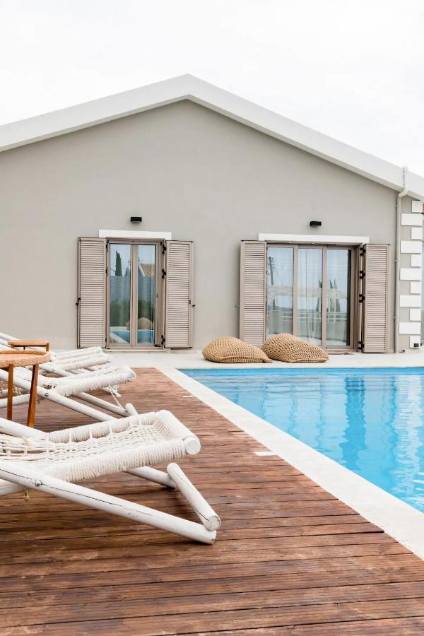 Etherealvilla-Family Villa With Pool Lourdata  Exteriér fotografie